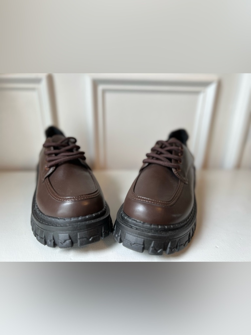 New-Never Worn Brown May Jane’s - Picture 3 of 7